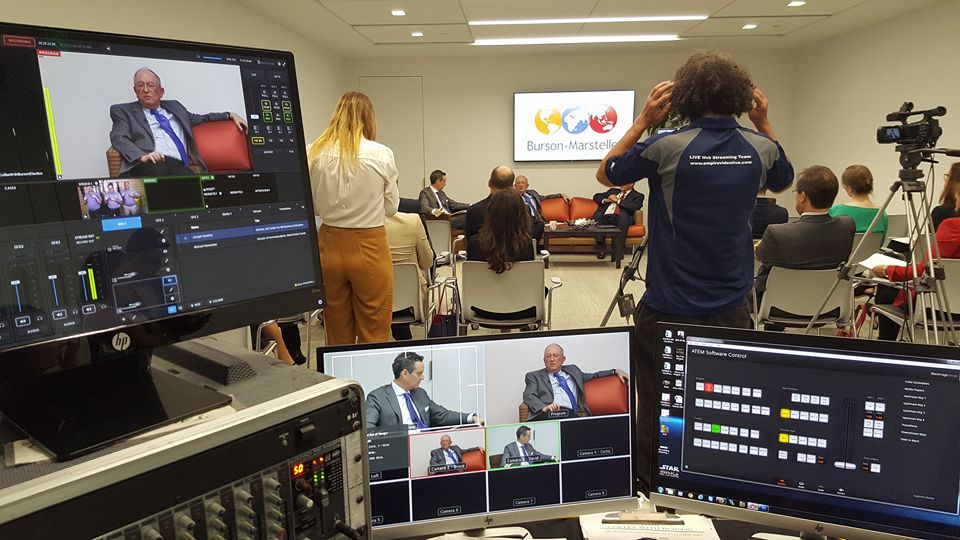 Remote podcast guest recording and live streaming for expert interviews